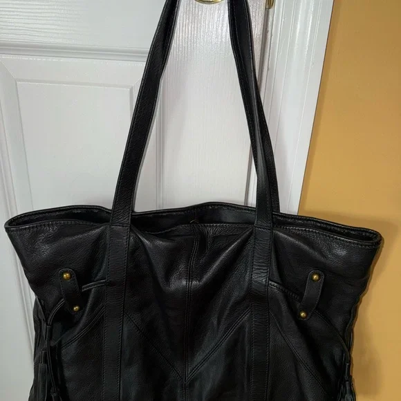 HOBO Black Leather Tote Bag with fur on the front - Picture 1 of 6